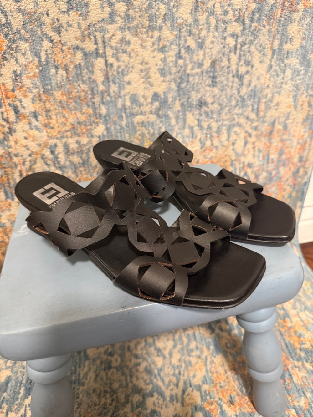 Emanuel’s Crasto Women's Black Laser-Cut Slide Sandals size 8, leather